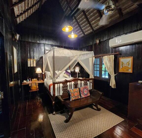 استراحتگاه Club One Seven Gay Men Chiang Mai