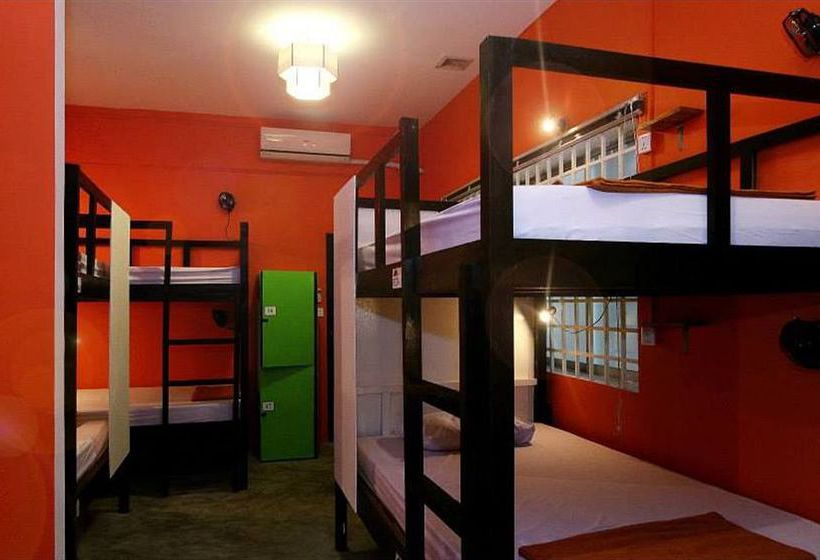 Warm Bed Hostel  Siem Reap
