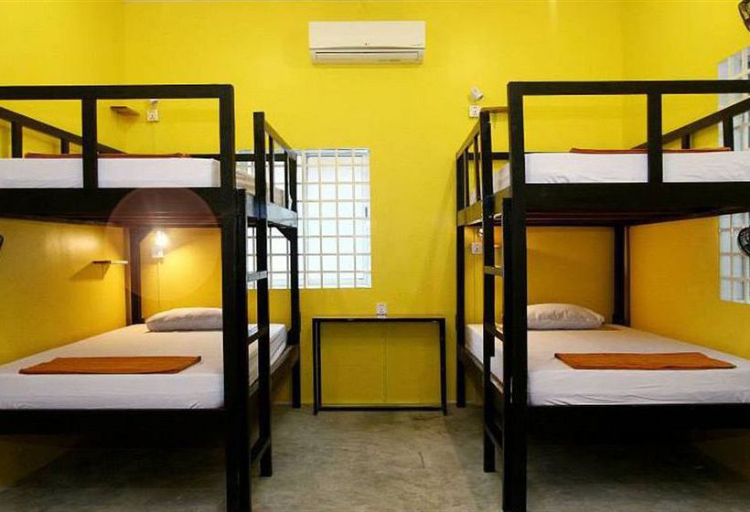 Warm Bed Hostel  Siem Reap