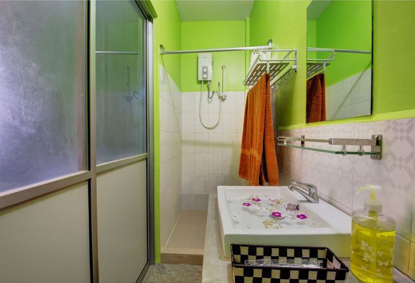 Warm Bed Hostel  Siem Reap