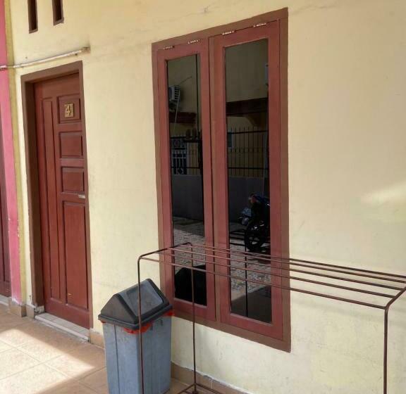 فندق صغير Arkan Kost Jambi