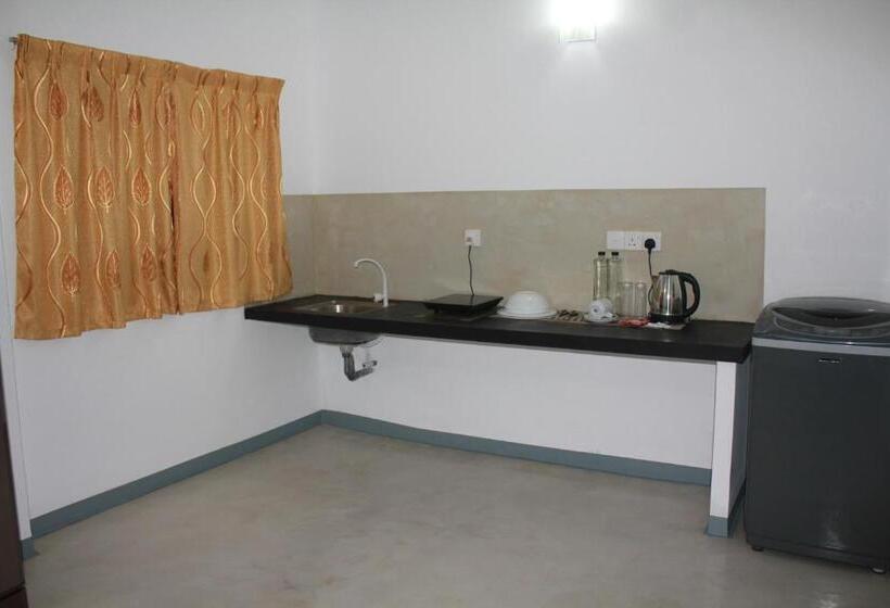 تختخواب و صبحانه Couple Rooms In Negombo