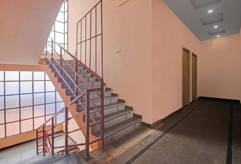 فندق Spot On 811891  Shepherds Boarding And Lodging