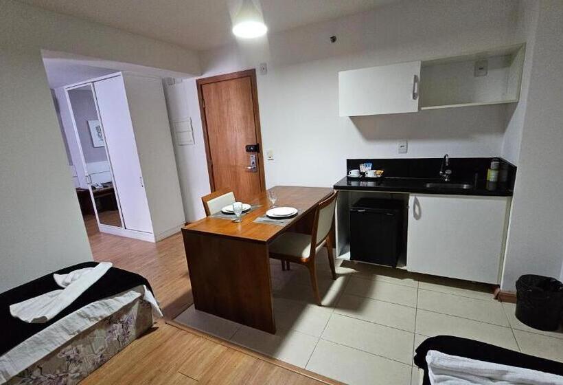 Flat Salvador Business Corporation