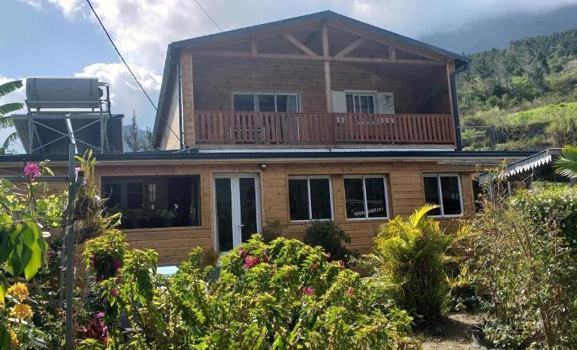 تختخواب و صبحانه Chambre D Hôte Les Amoureux Du Cirque