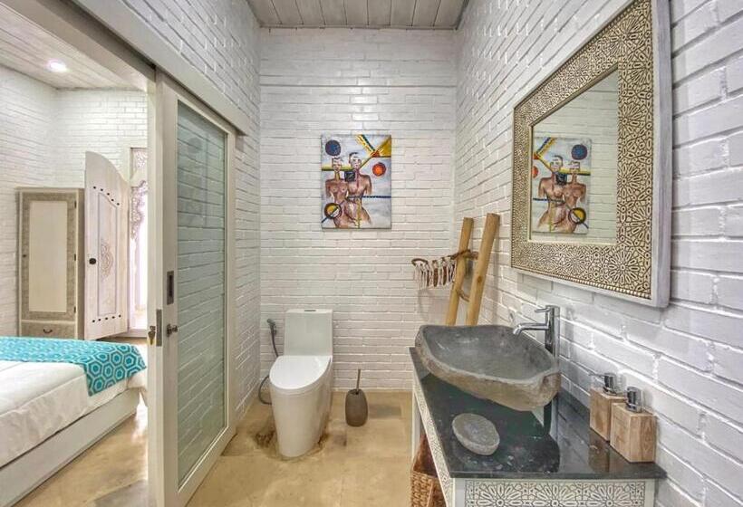 민박 Piramida S White Villa S Bali   Joglo