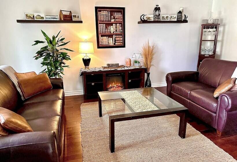 تختخواب و صبحانه Settlers Suites