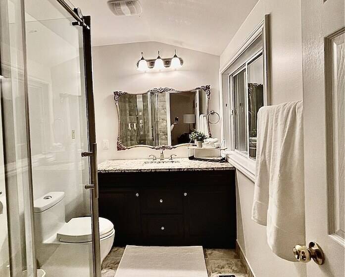 تختخواب و صبحانه Settlers Suites