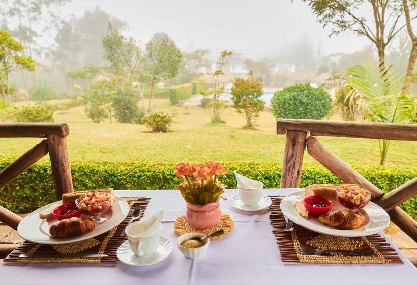 هتل Andasibe Sifaka Lodge