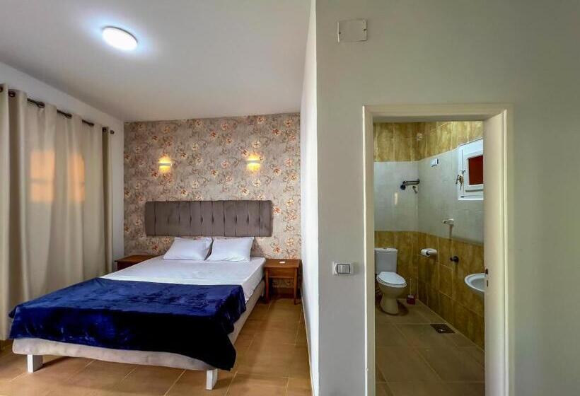 Capsule Hotel La Perla Dahab