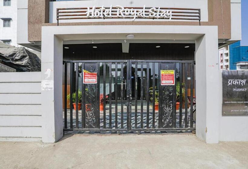 Fabhotel Royal Stay