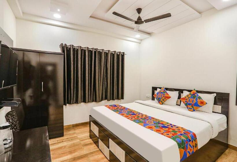 Fabhotel Royal Stay