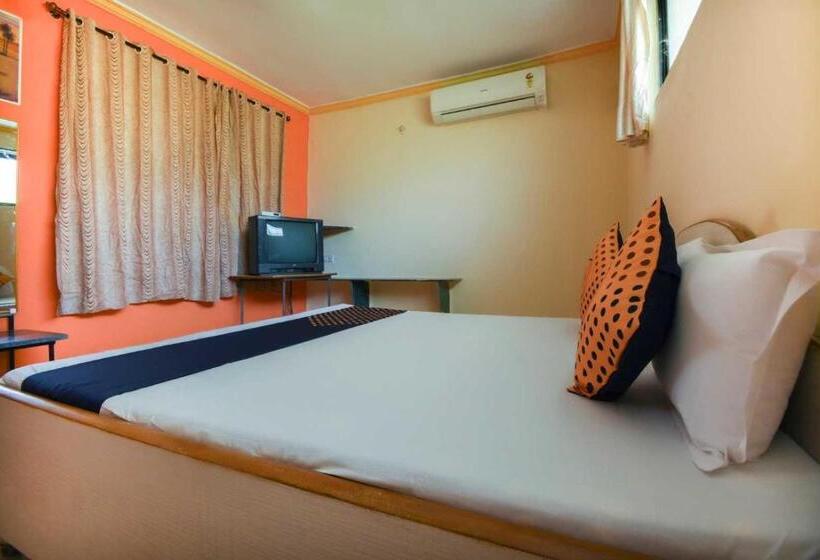 فندق Oyo Flagship 81136 Renuka Lodging And Boarding