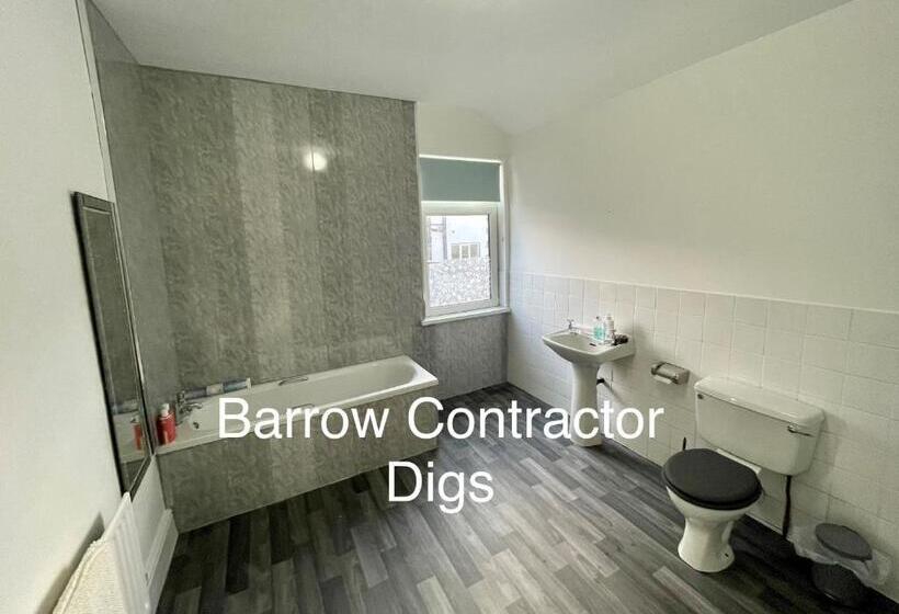 پانسیون Barrow Contractor Digs