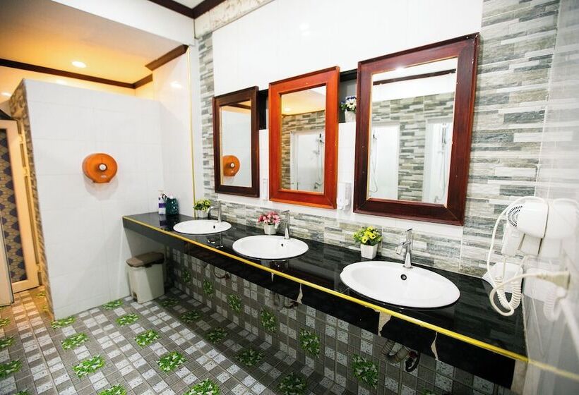 هاستل Vientiane Ruby Riverside