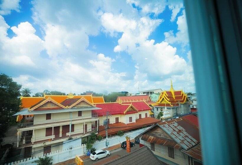 هاستل Vientiane Ruby Riverside
