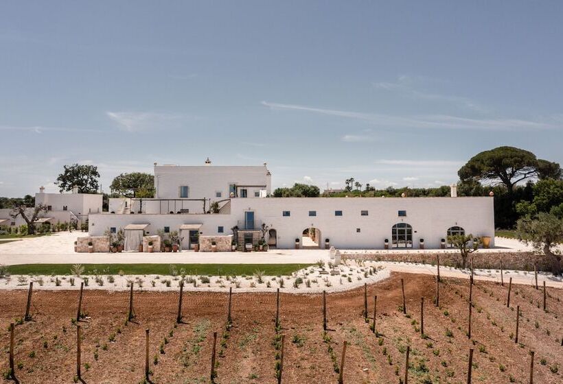 هتل Masseria Auraterrae