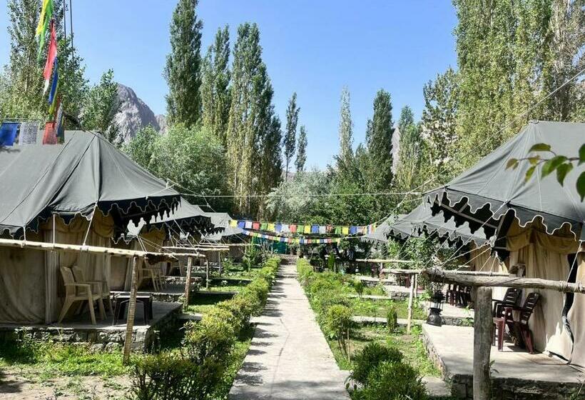 هتل One Stop Camp Tsokar Ladakh Ut