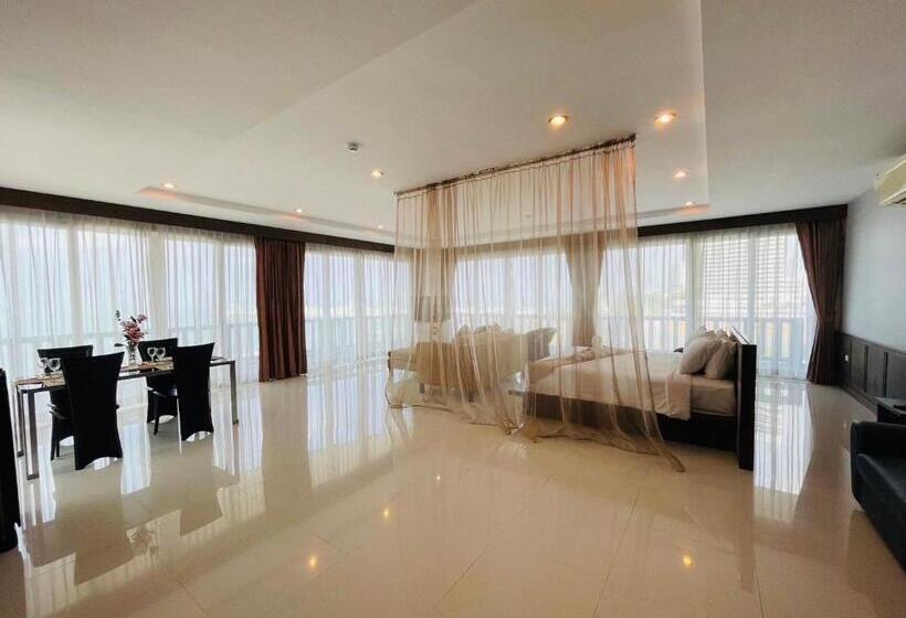 酒店 The Sand Beach Pattaya