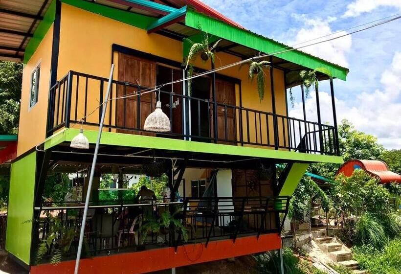 پانسیون Chompunud House589 ชมพูนุชเฮ้าส์589