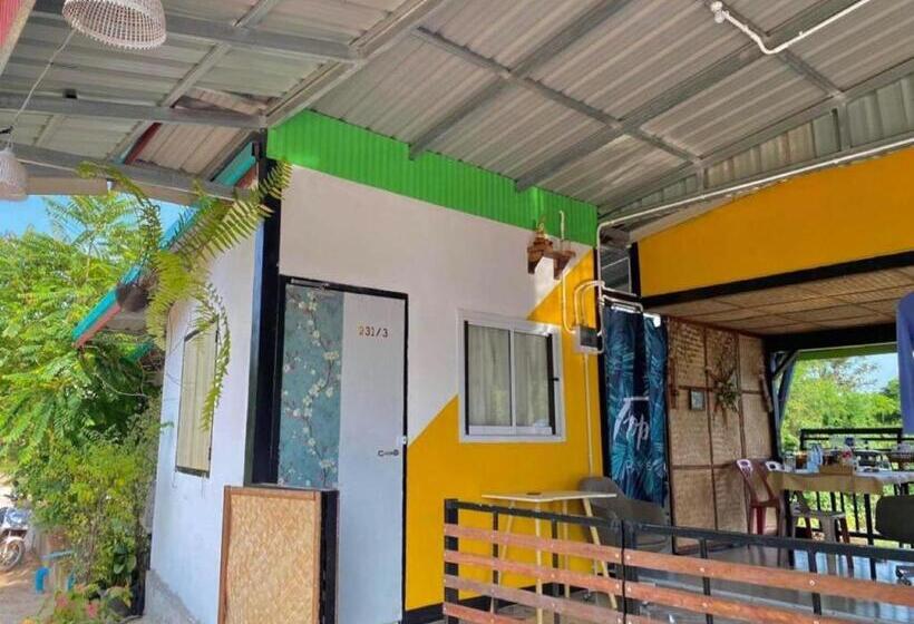 پانسیون Chompunud House589 ชมพูนุชเฮ้าส์589