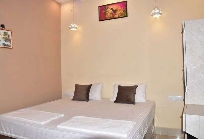 פנסיון Goroomgo Maya Inn Guest House Varanasi