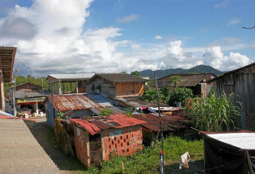 پانسیون Ladymar