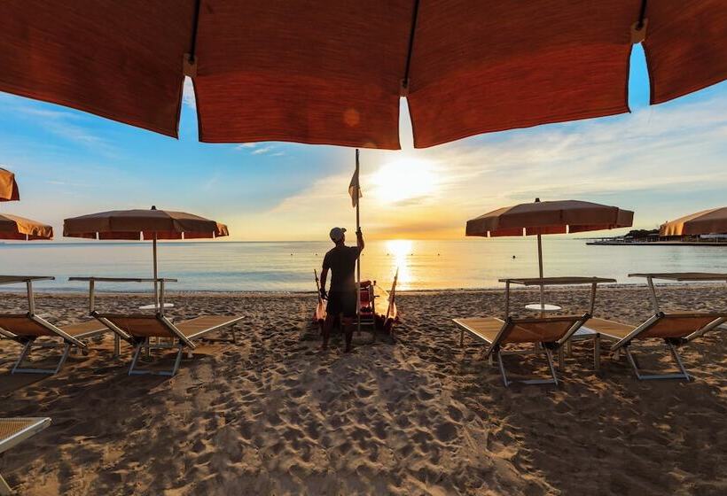 هتل Amasea Resort