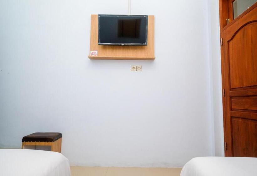 هتل Urbanview Syariah Wisma Nabil Solo