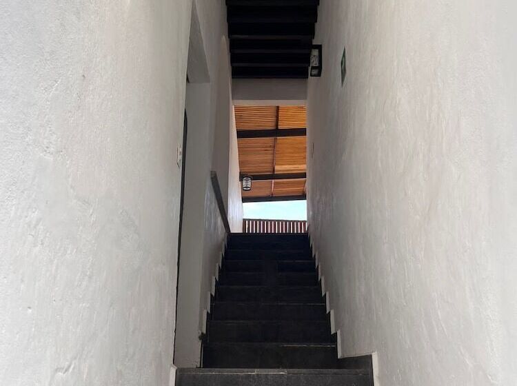 هتل La Casona Del Quijote