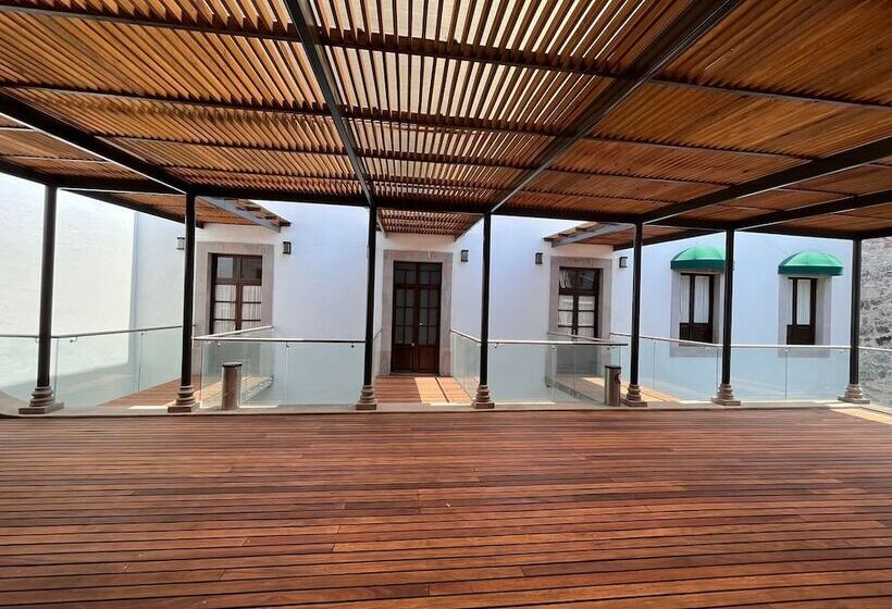 هتل La Casona Del Quijote