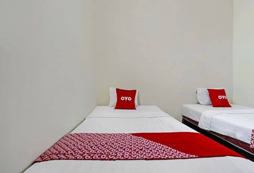 Отель Oyo 92437 Wahidin Guesthouse