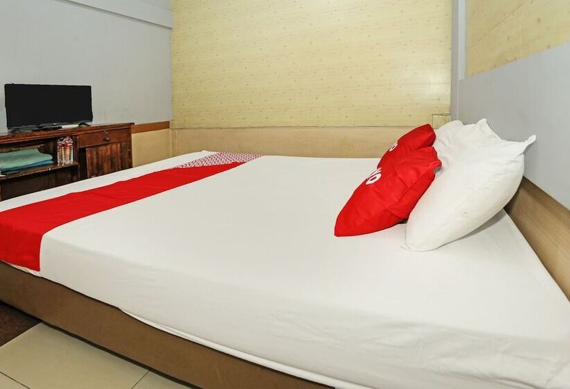 هتل Oyo 92470  Sahabat 2