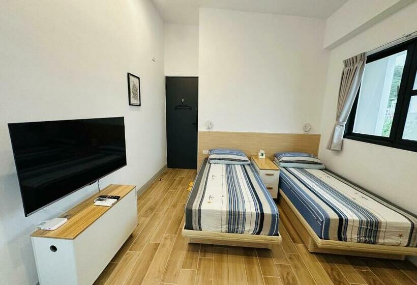 Oceans Explore Hostel