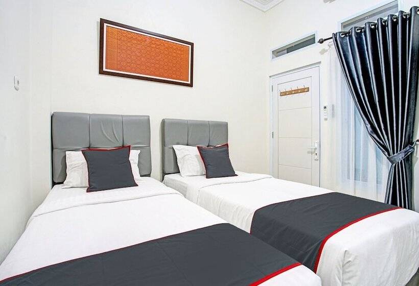 هتل Capital O 92417 Sawahan Residence Syariah