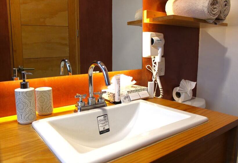 هتل Cozana Guest House