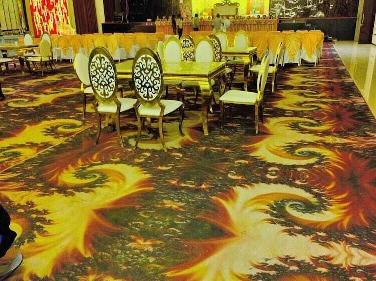 فندق Emperor Paradise