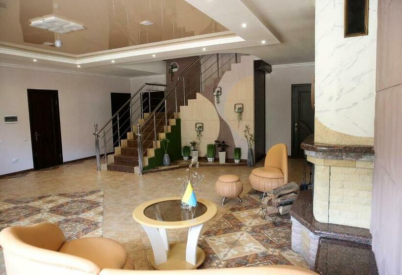فندق صغير Den House