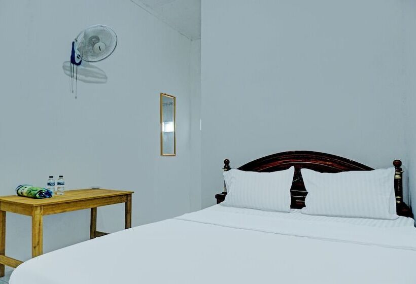 فندق Spot On 92412 Homestay Eka Fortuna Ranau