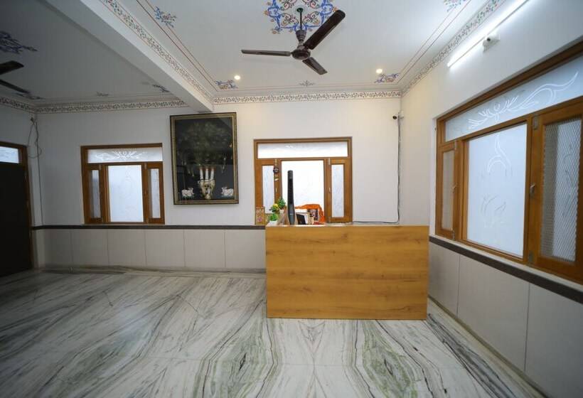 فندق Shiv Ashray Resort