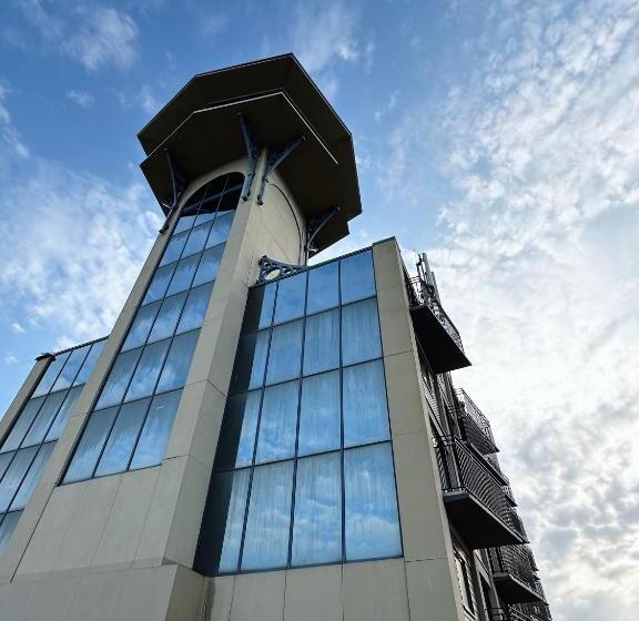 The Atlantis Tower Apartments