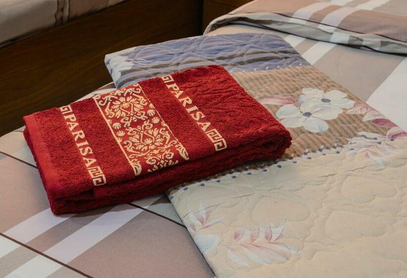 Hostel Shodlik