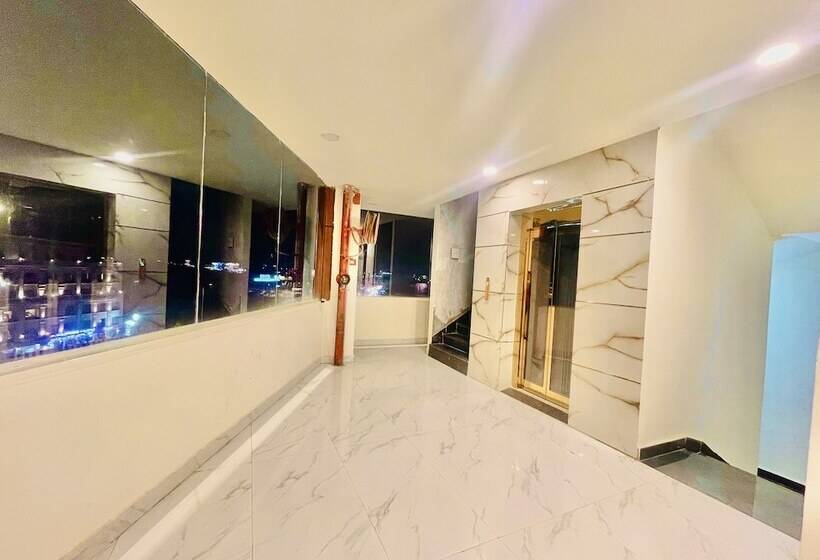 هتل Eagle Grand