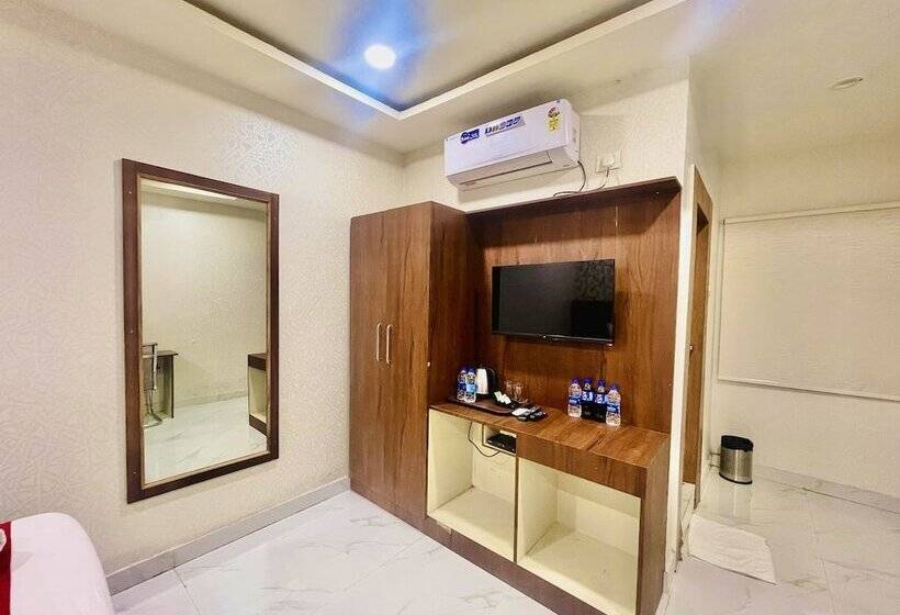 هتل Eagle Grand