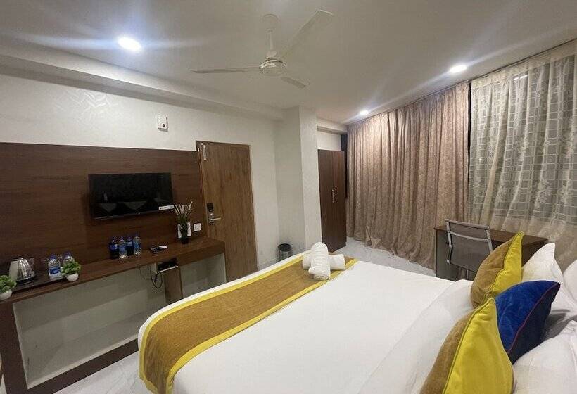 هتل Eagle Grand