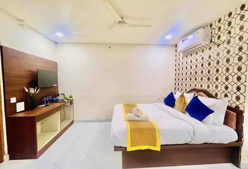 هتل Eagle Grand