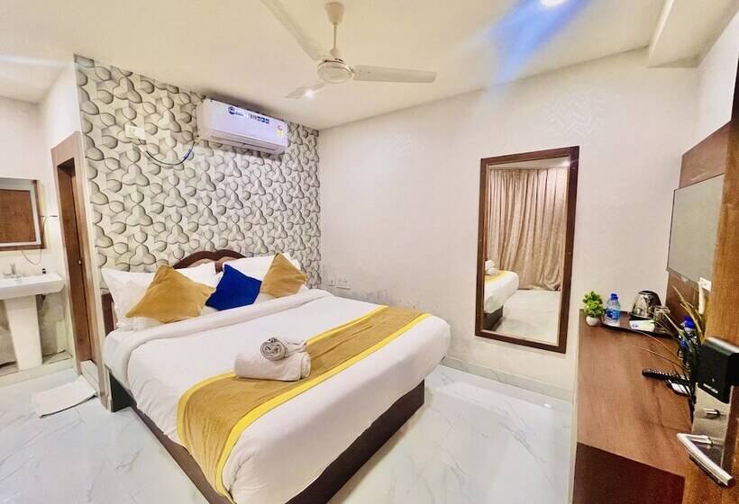 هتل Eagle Grand