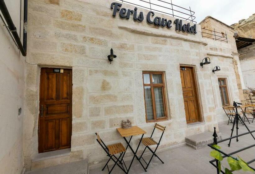 هتل Feris Cave