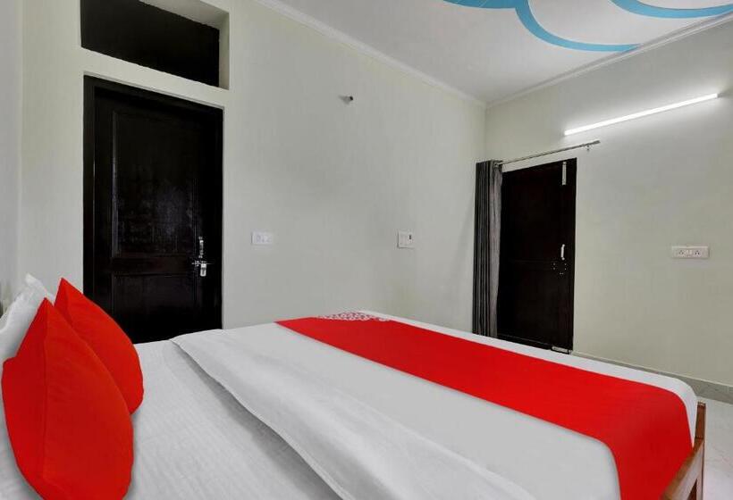 فندق Oyo Flagship 81044 Mid Mountain