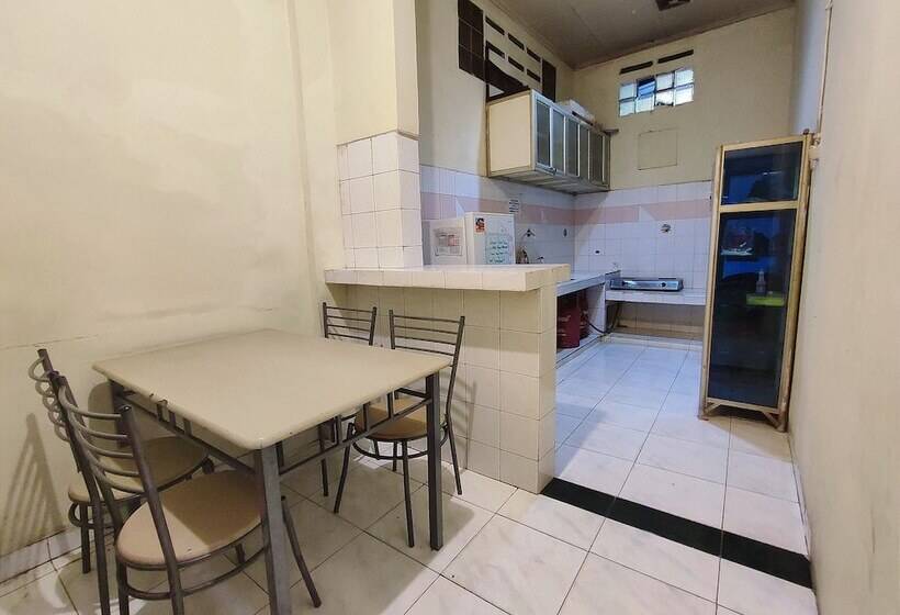 Pensão Kost Griya Asri By Ecommerceloka